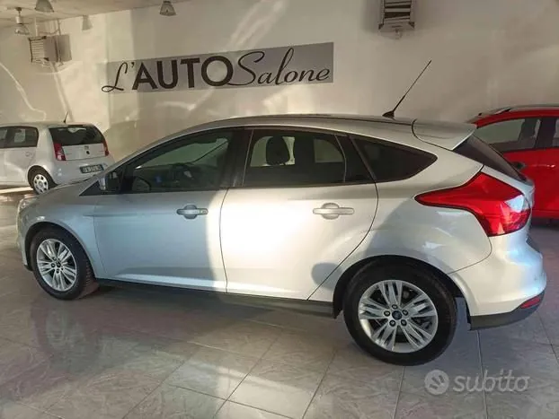 Ford Focus 2014 photo 4