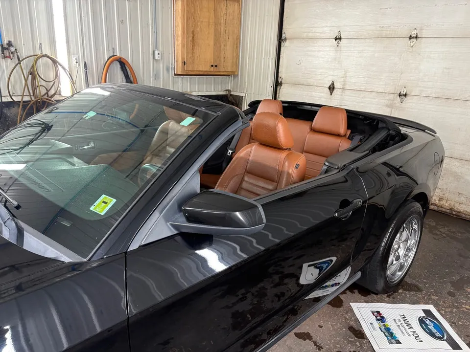 Ford Mustang 2011 photo 5