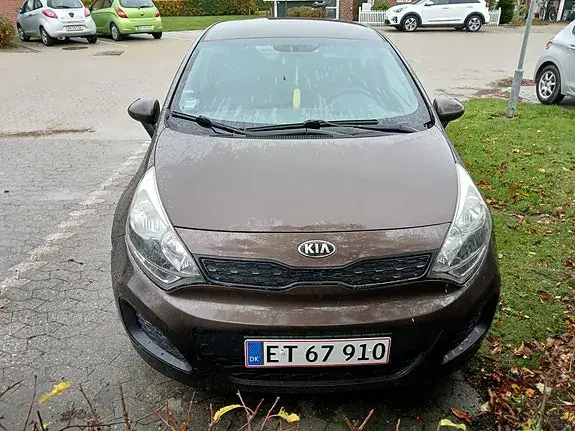 Kia Rio 2013 photo 2