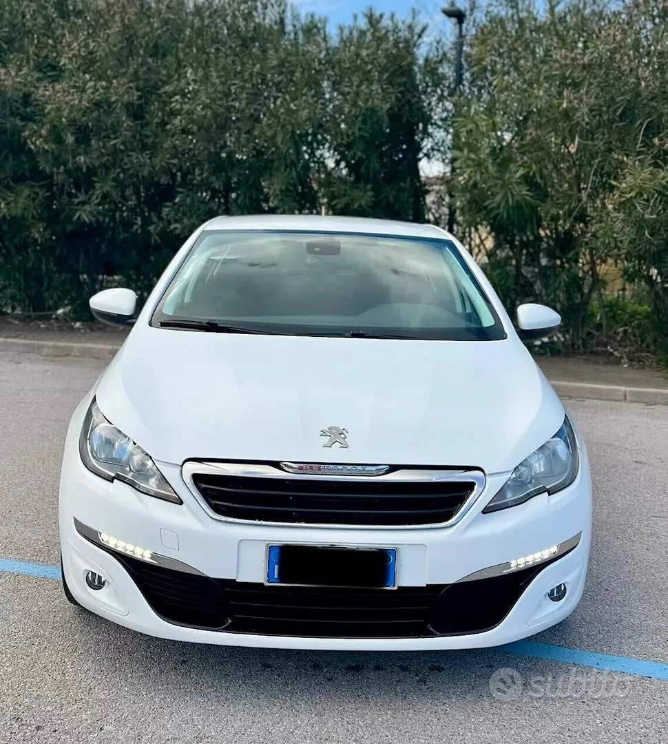 Peugeot 308 2015 photo 3