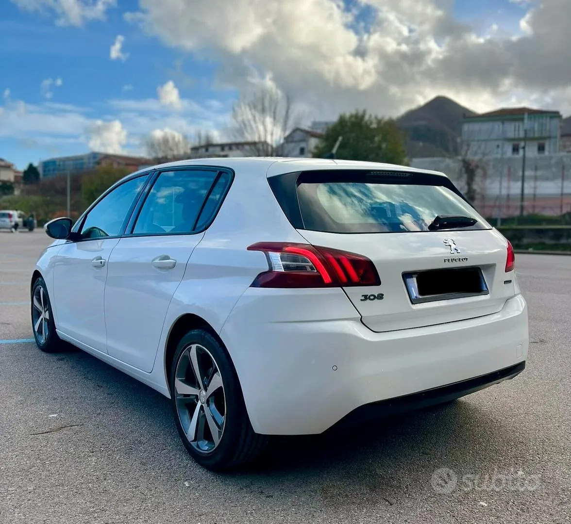 Peugeot 308 2015 photo 4