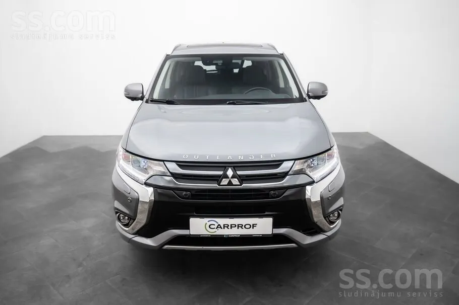 Mitsubishi Outlander 2017 photo 4