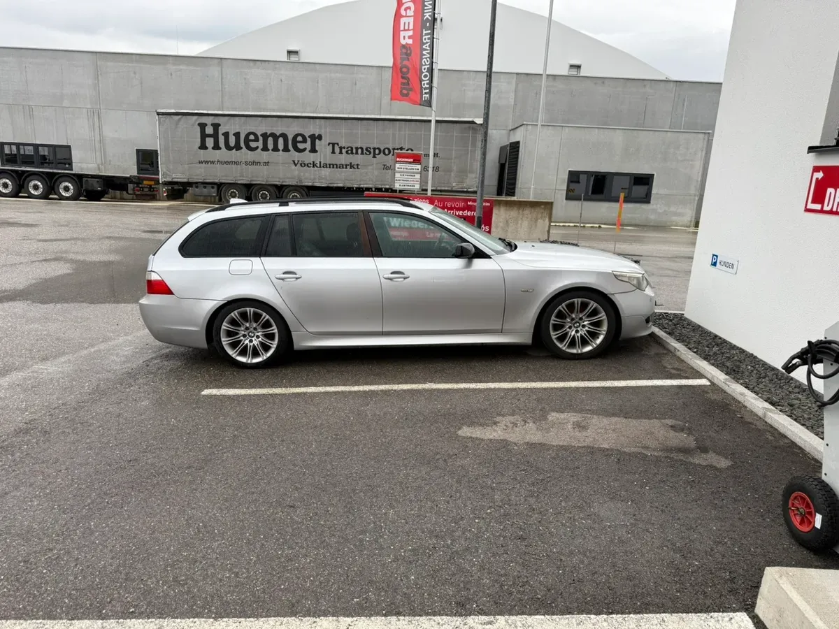 BMW 530D 2006 photo 3