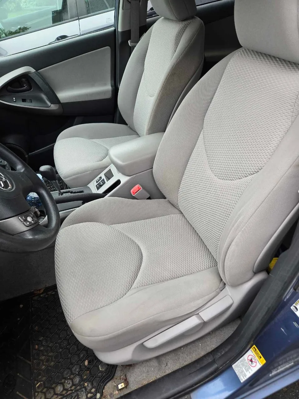 Toyota Rav4 2012 photo 3