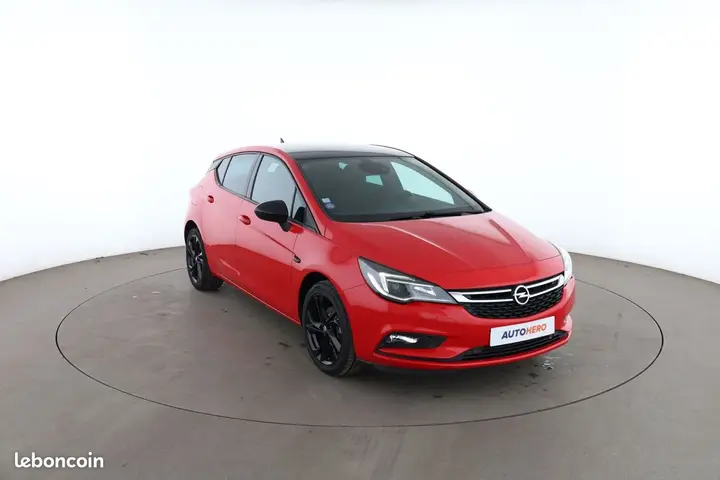 Opel Astra 2019 photo 4