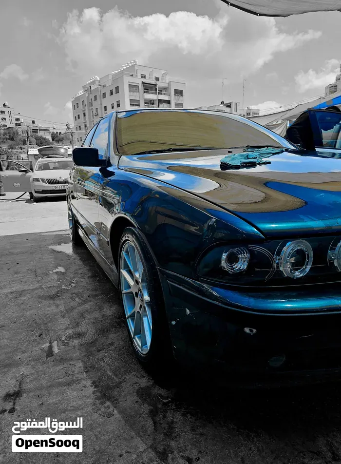 BMW 5 Series 2001 photo 2