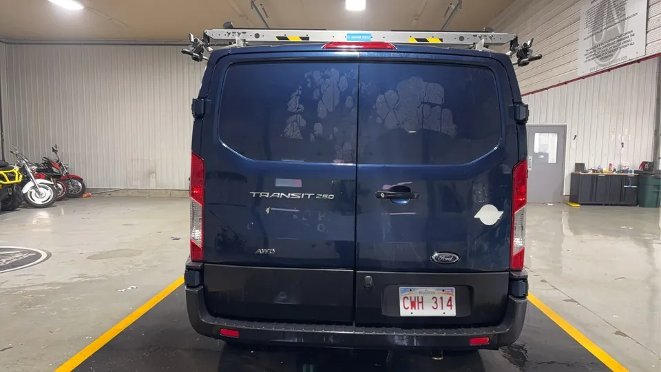 Ford Transit 2021 photo 4