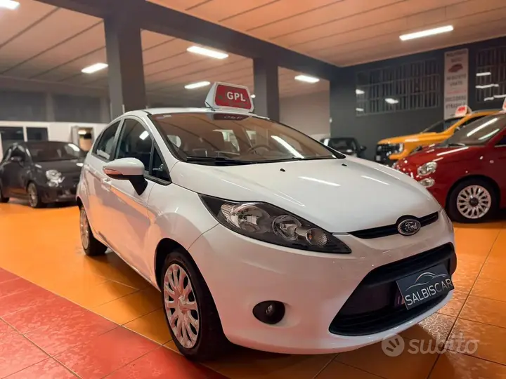Ford Fiesta 2009 photo 4