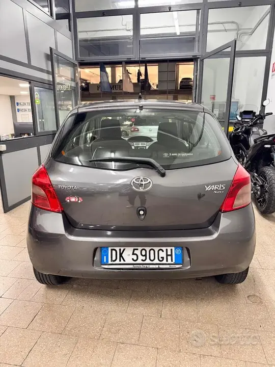 Toyota Yaris 2007 photo 5