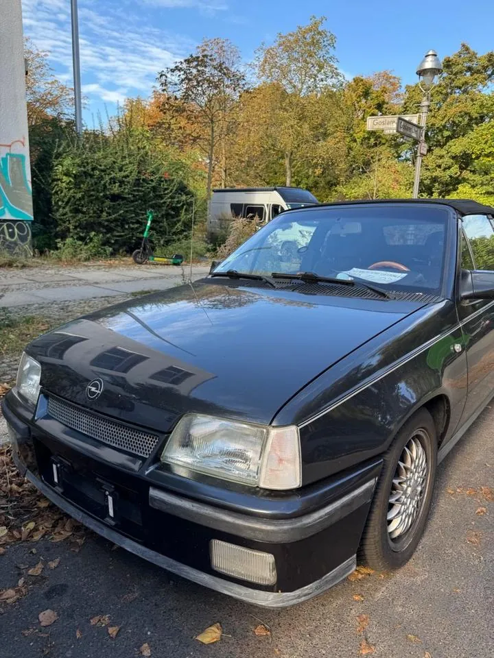 Opel Kadett E
