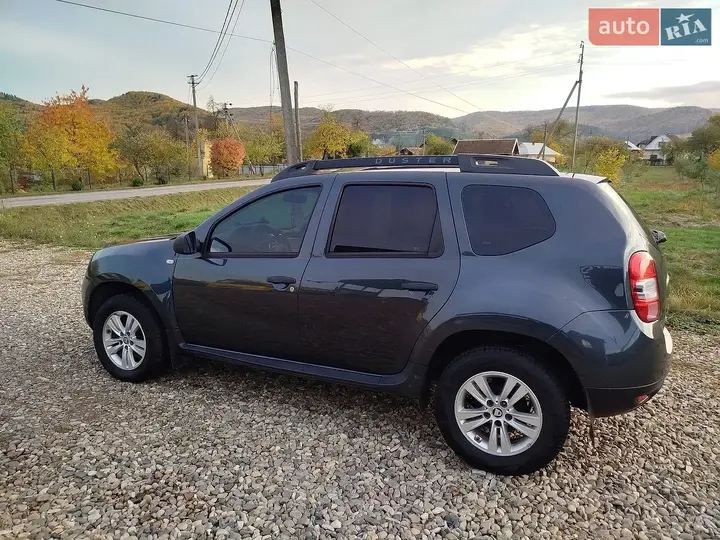 Dacia Duster 2015 photo 3