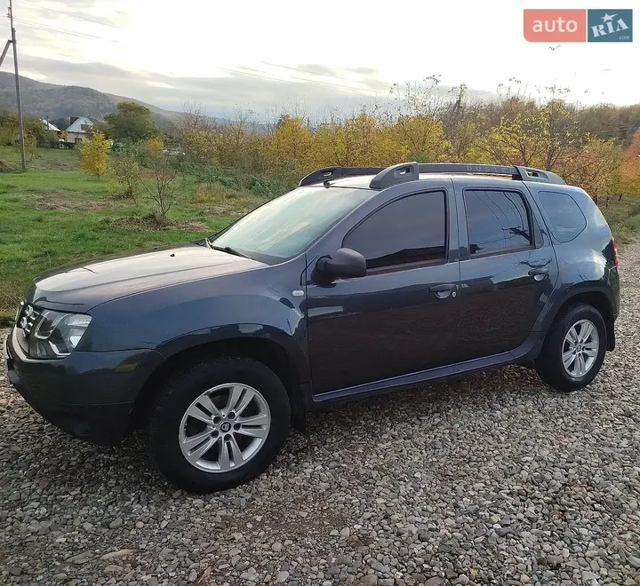 Dacia Duster 2015 photo 2