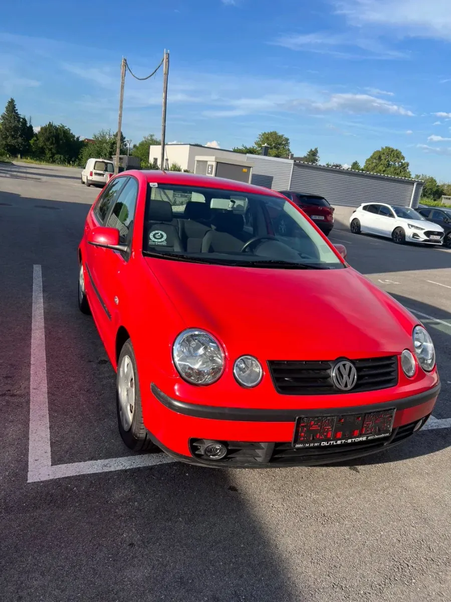 Volkswagen Polo 2003 photo 2