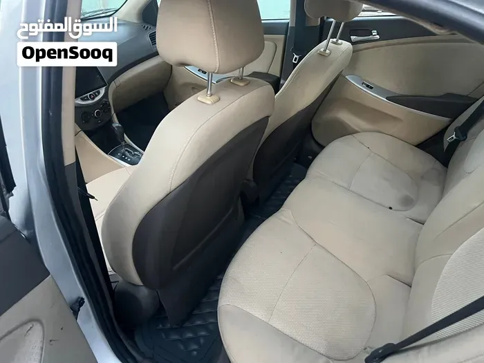 Hyundai Accent 2014 photo 3