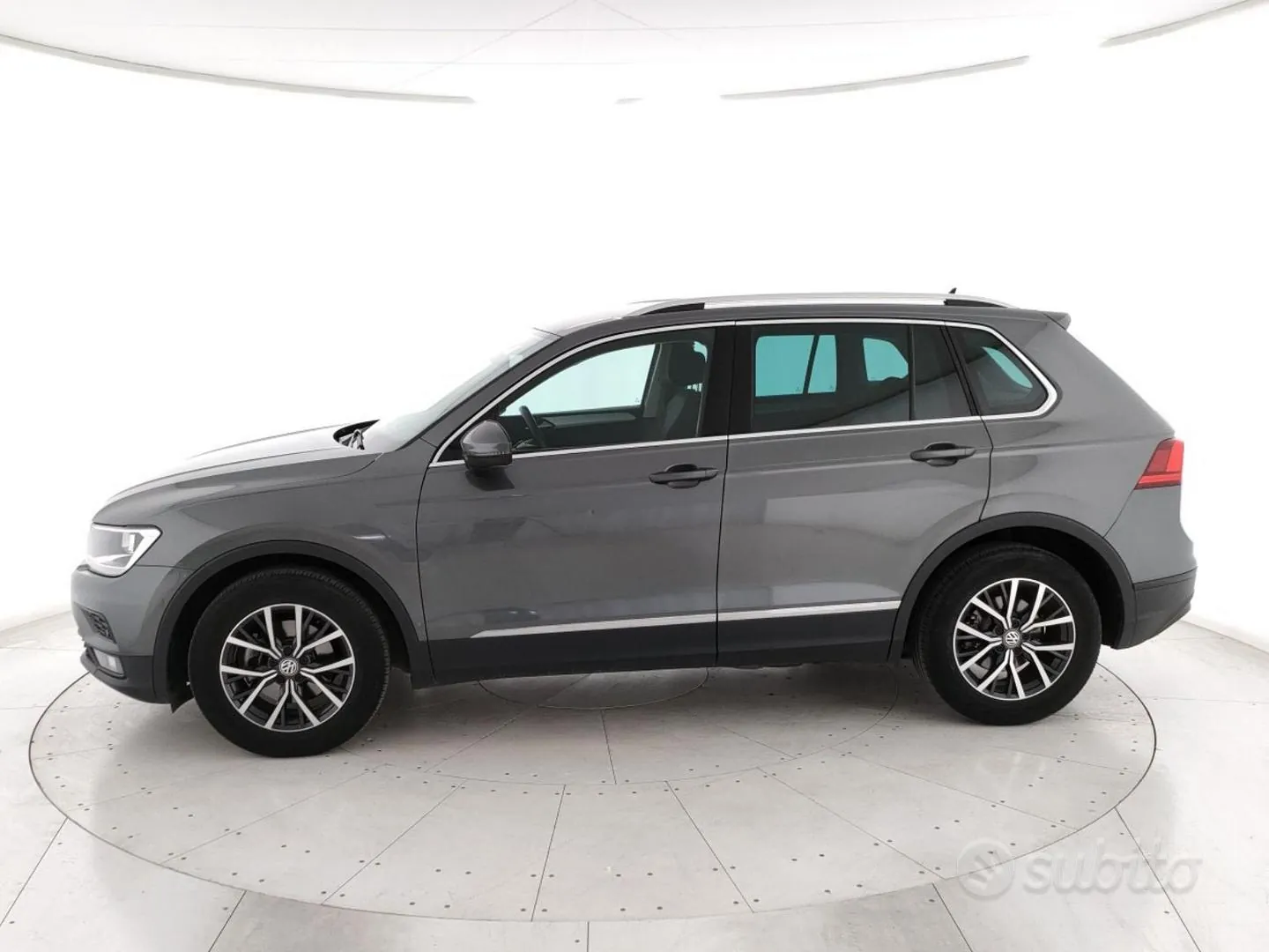 Volkswagen Tiguan 2020 photo 2