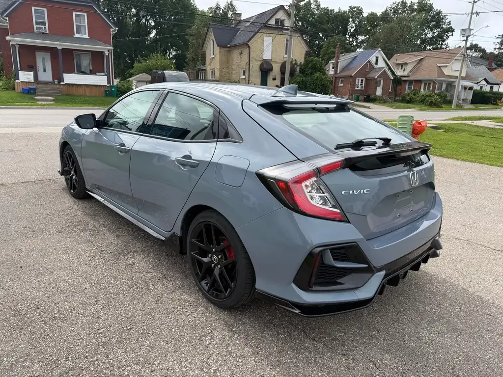 Honda Civic 2020 photo 2