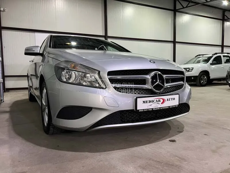 Mercedes-Benz A180 2013 photo 5