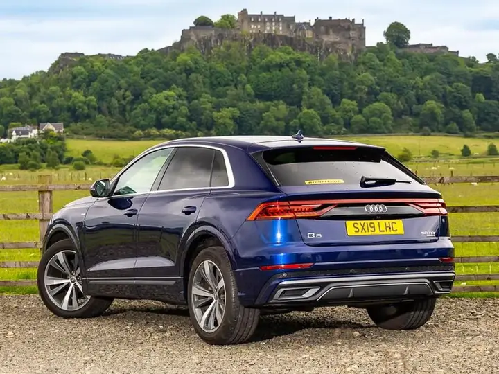 Audi Q8 2019 photo 2
