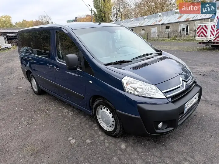 Citroen Jumpy 2011 photo 2