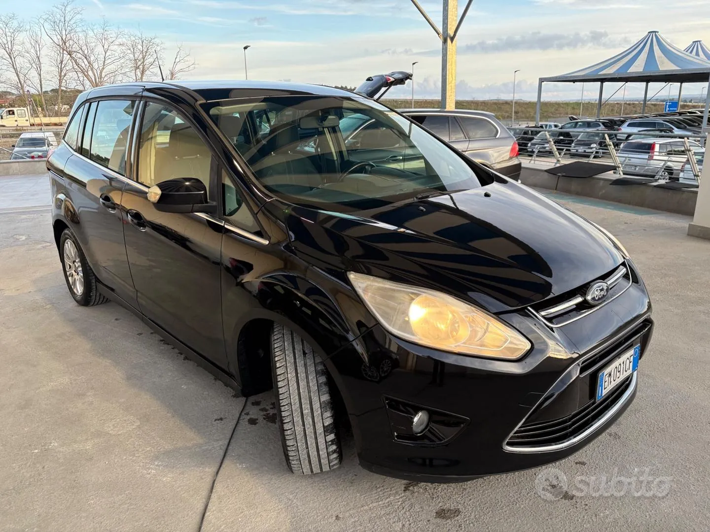 Ford C-Max 2012 photo 2