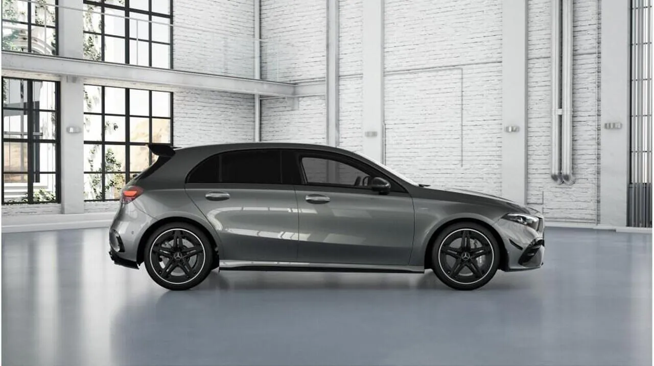 Mercedes-Benz A-Class photo 3