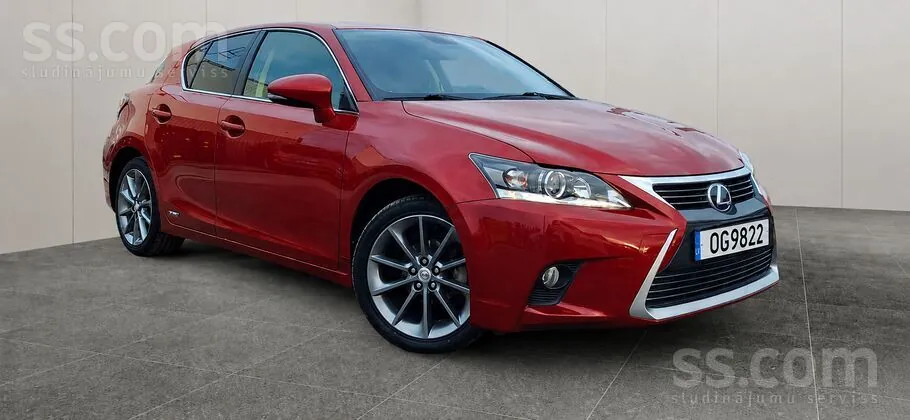 Lexus Ct200H