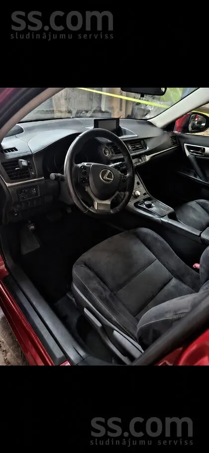 Lexus Ct200H 2014 photo 4