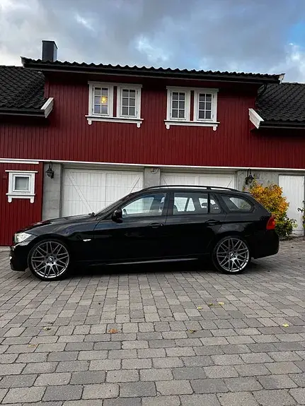 BMW 318D 2009 photo 5