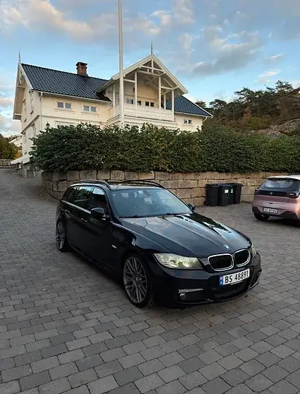 BMW 318D 2009 photo 3