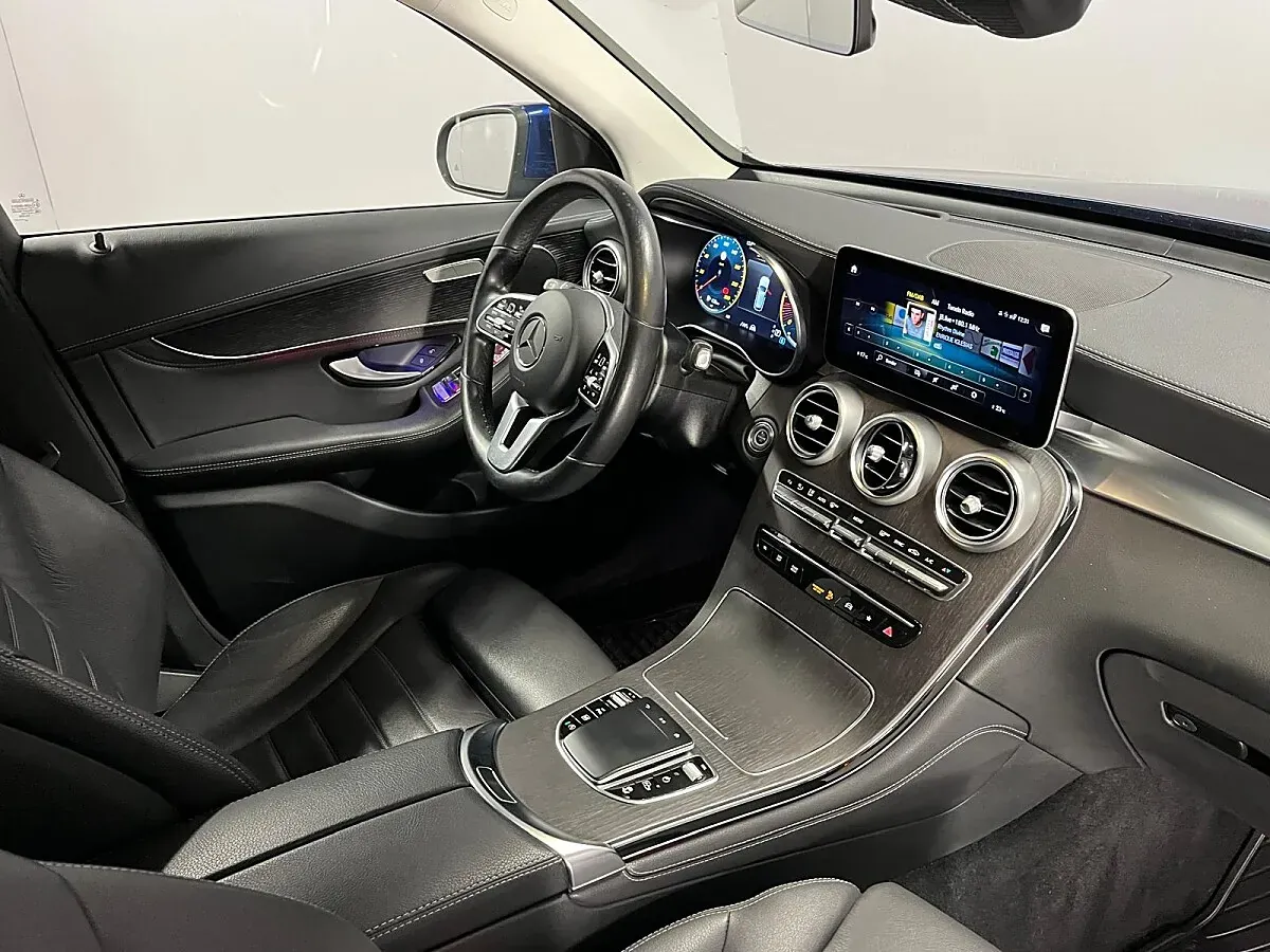 Mercedes-Benz Glc-Class 2020 photo 2