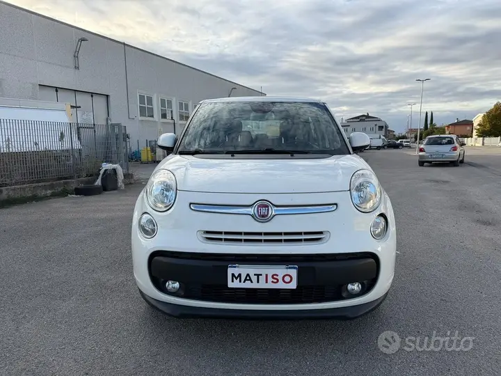 Fiat 500L 2013 photo 2