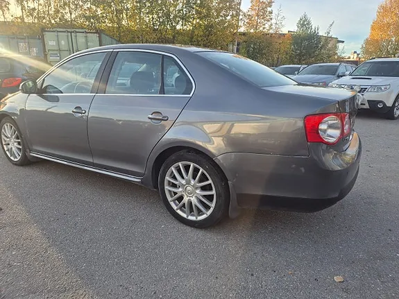 Volkswagen Jetta 2006 photo 3