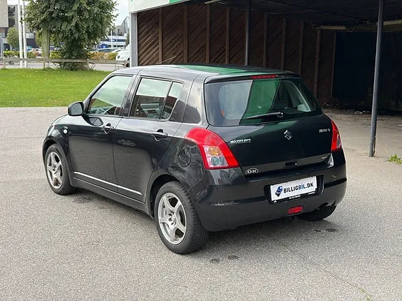 Suzuki Swift 2008 photo 3