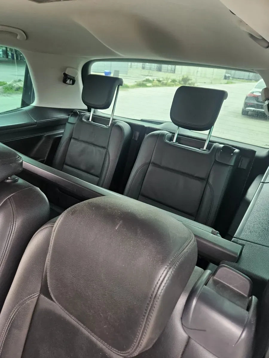 Volkswagen Sharan 2012 photo 2