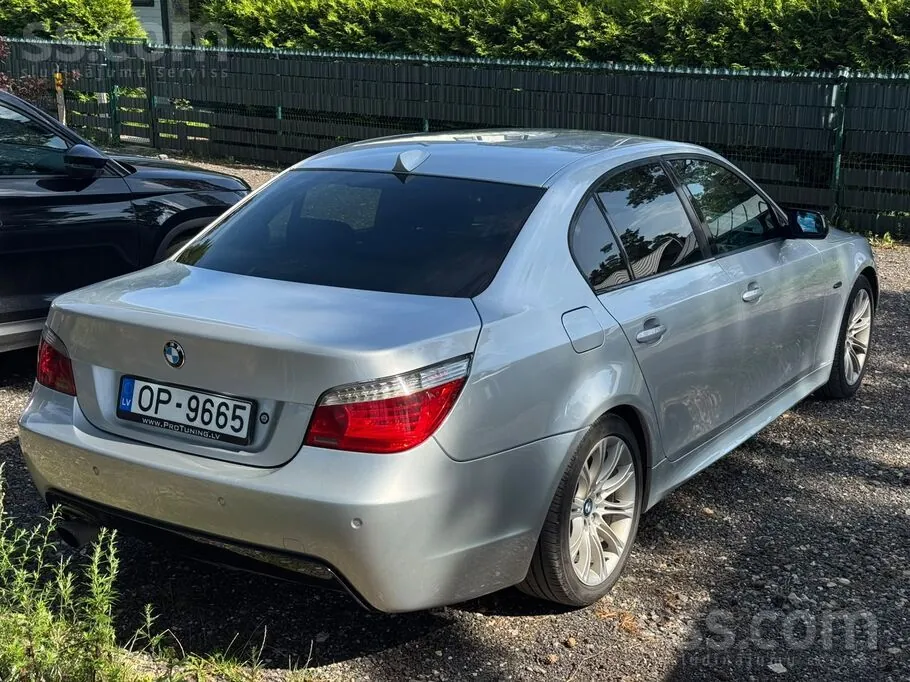 BMW 520 2008 photo 2