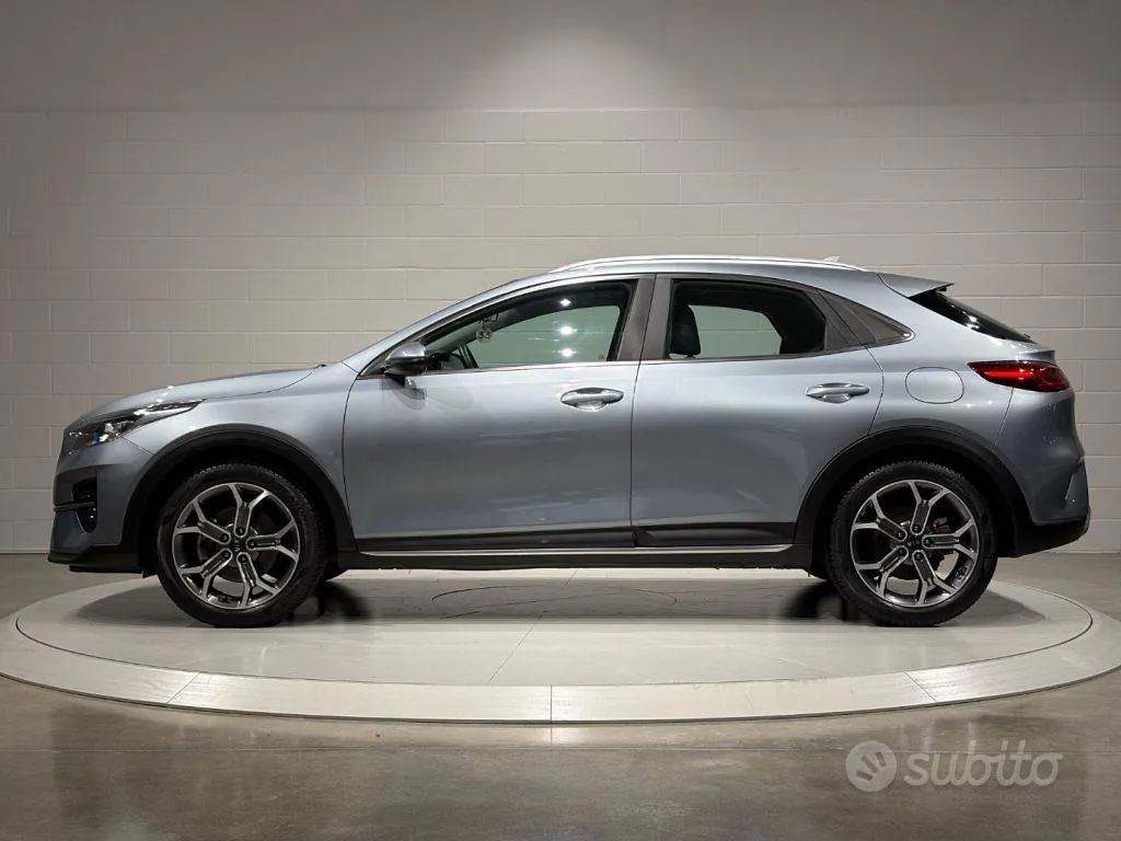 Kia Xceed 2021 photo 2