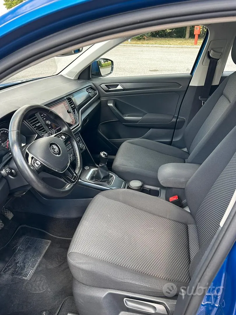 Volkswagen T-Roc 2019 photo 5