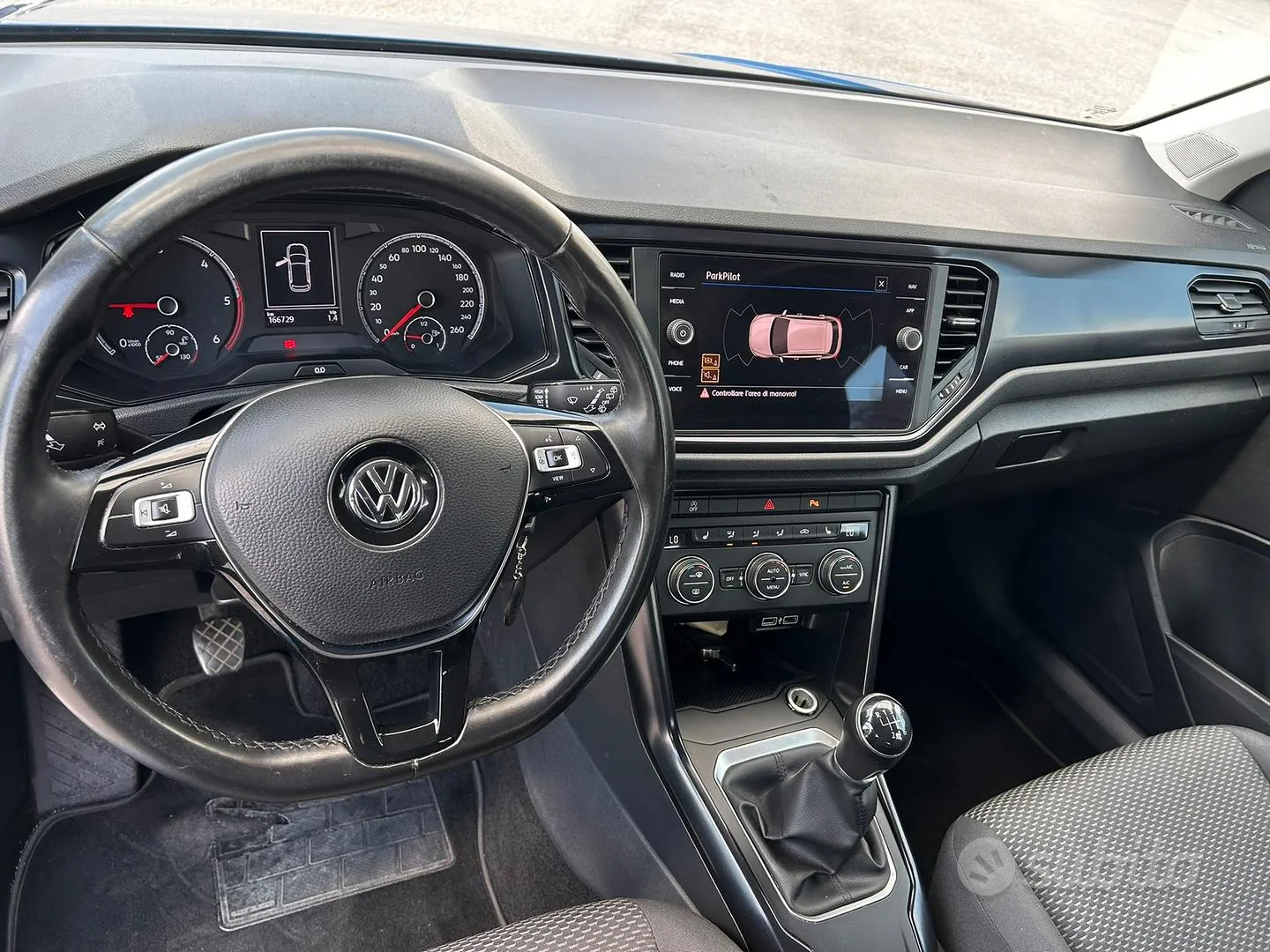 Volkswagen T-Roc 2019 photo 4