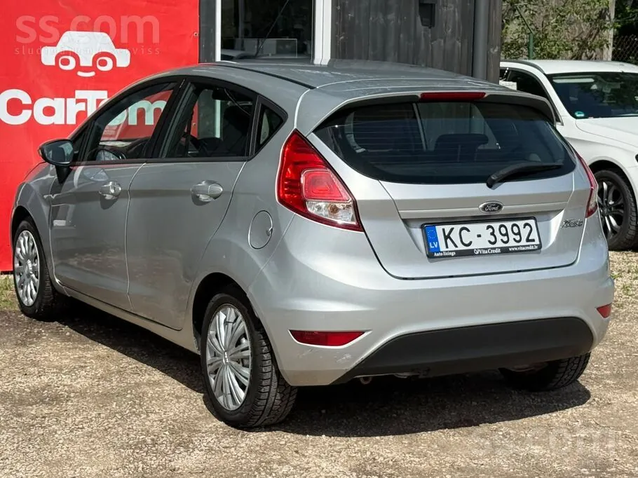 Ford Fiesta 2013 photo 4
