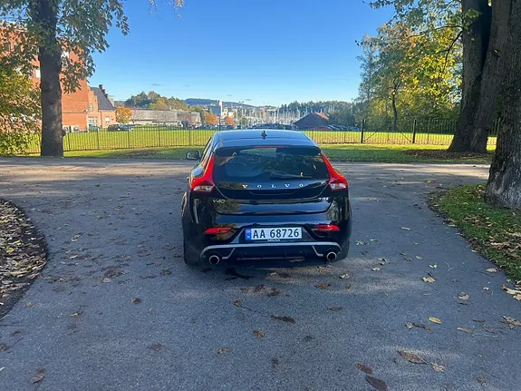 Volvo V40 2017 photo 5