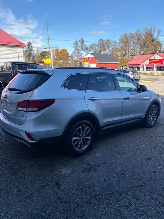 Hyundai Santa Fe 2017 photo 5