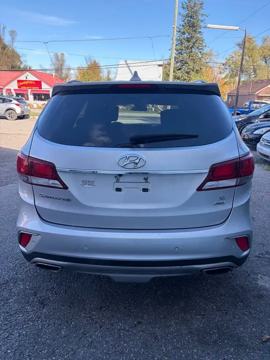 Hyundai Santa Fe 2017 photo 4