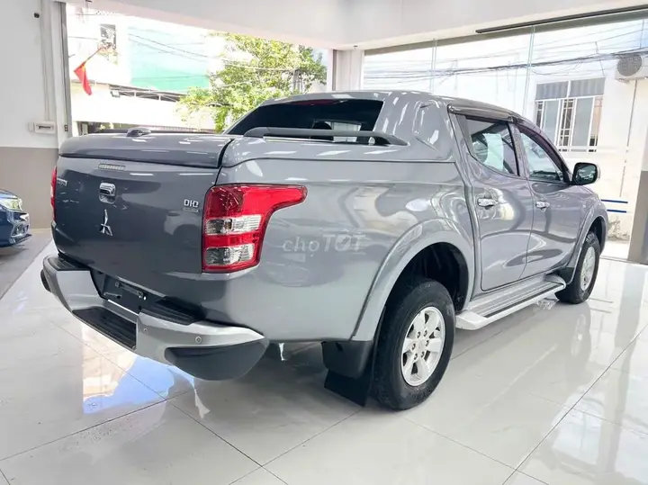 Mitsubishi Triton 2018 photo 4