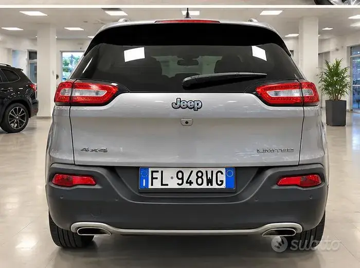 Jeep Cherokee 2018 photo 3