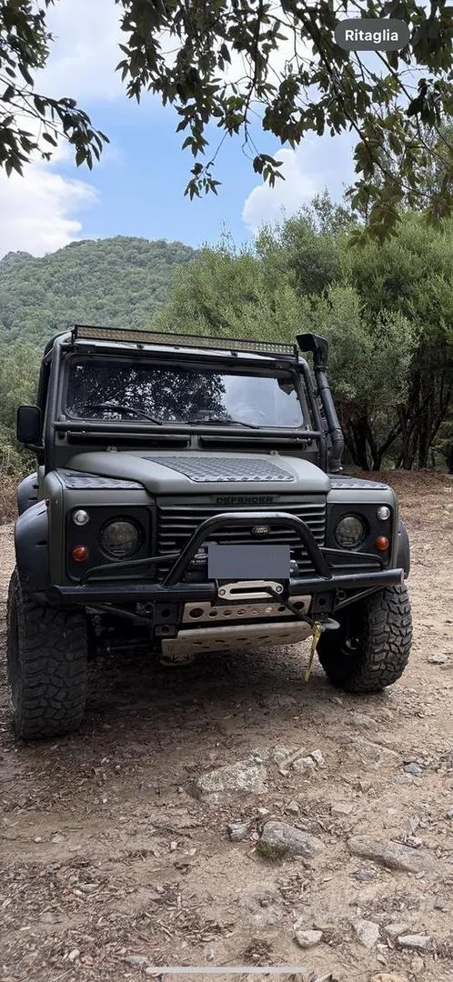 Land Rover Defender 1997 photo 3