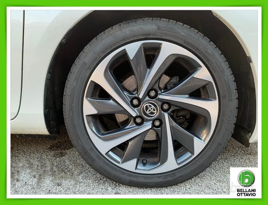 Toyota Auris 2016 photo 5