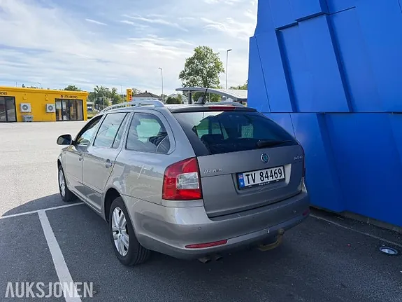 Skoda Octavia 2013 photo 4