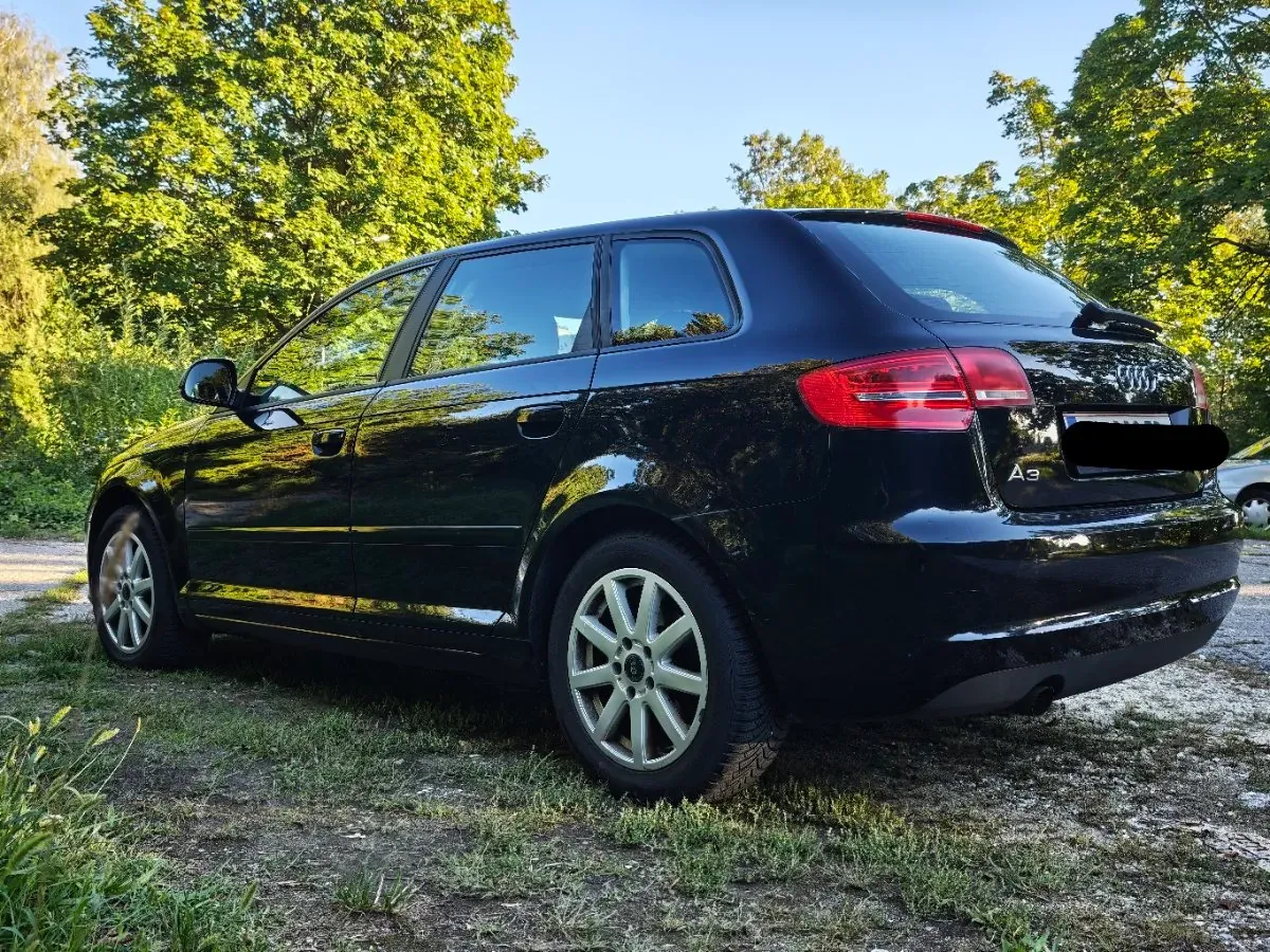 Audi A3 2009 photo 2
