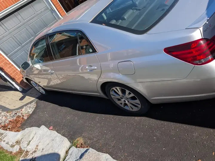 Toyota Avalon 2008 photo 2