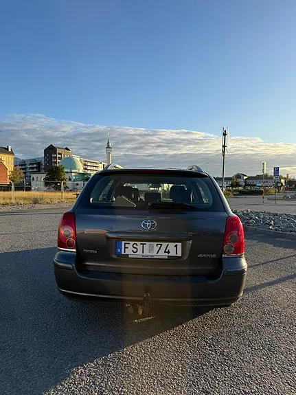 Toyota Avensis 2007 photo 4